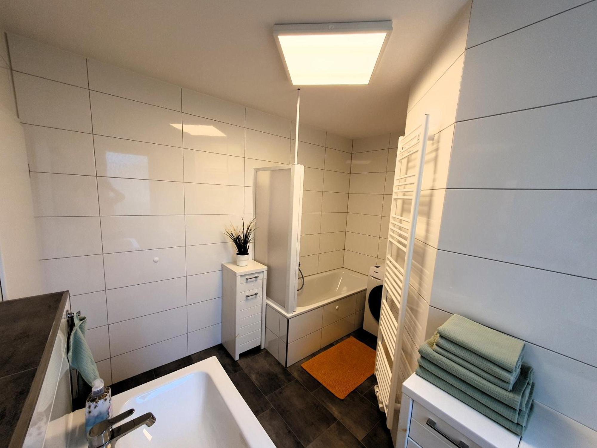 Radfreundliches Wohlfuehl-Apartment Mit Terrasse Und Parkplatz - Fewo Woody Schwerin  Dış mekan fotoğraf